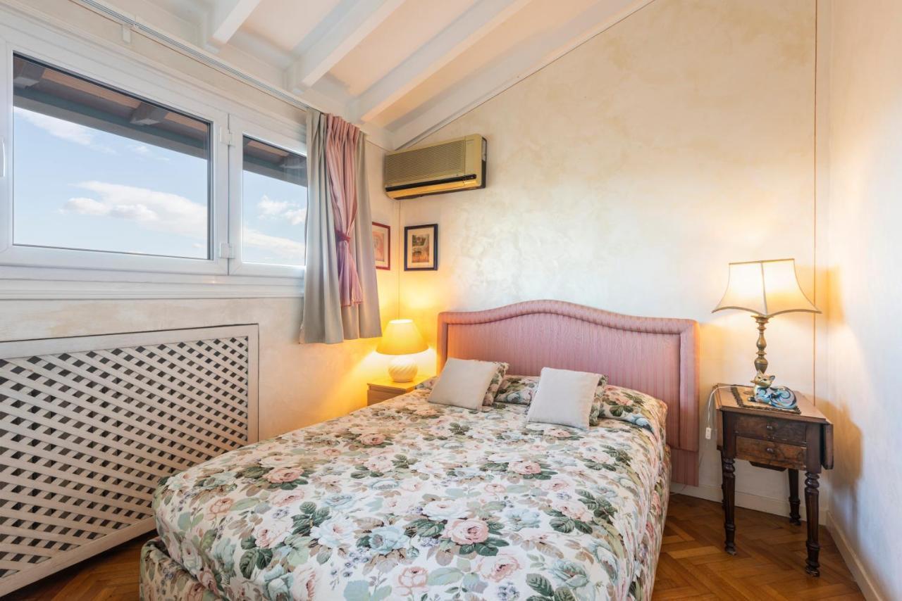 Exclusive Penthouse , Skyline View , With Parking * Florencia