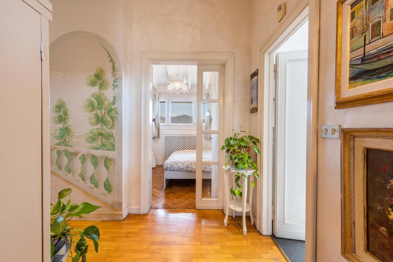 Exclusive Penthouse , Skyline View , With Parking Apartamento